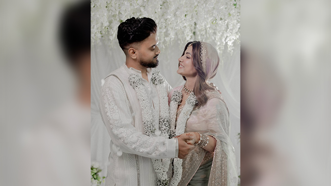Hina Khan ties nuptial knot with long-time partner Rocky Jaiswal